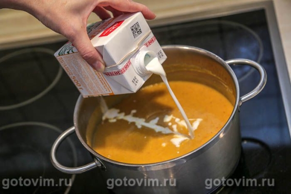 Суп-пюре из тыквы с беконом и сливками Суп-пюре из тыквы с беконом и сливками