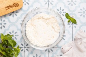 Хворост на воде хрустящий Хворост на воде хрустящий