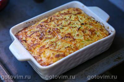 Запеканка из тертых кабачков и картофеля с сыром сулугуни