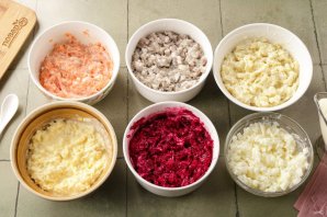 Селедочная шуба (с желатином) Селедочная шуба (с желатином)