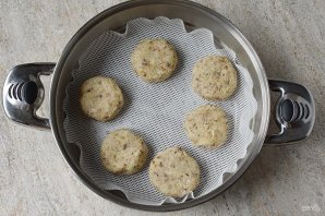Постные котлеты на пару