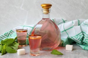 Настойка из ревеня Настойка из ревеня