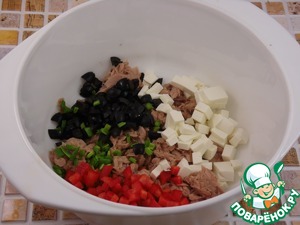 Киш с тунцом и перцем Киш с тунцом и перцем