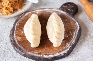 Пирожки с яблоками жареные Пирожки с яблоками жареные