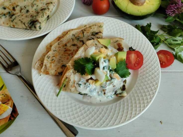 Блинчики с зеленью  и соусом #махеевъ