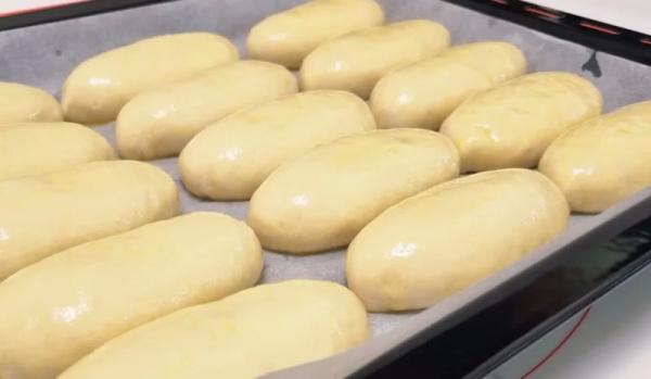 3 правила идеальной начинки: как приготовить сочные пирожки с замороженными ягодами, чтобы они не вытекли в духовке