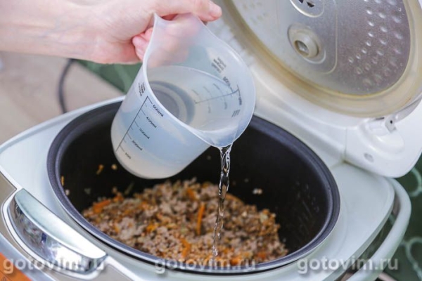 Гречка с фаршем в мультиварке