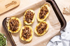 Картофель фаршированный вешенками Картофель фаршированный вешенками