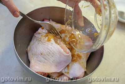 Запеченные куриные бедра в лимонно-имбирном маринаде с мёдом Запеченные куриные бедра в лимонно-имбирном маринаде с мёдом