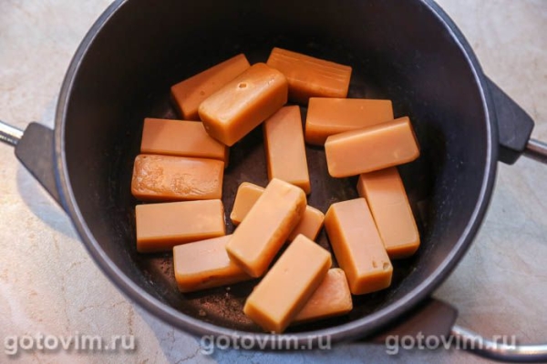 Сладкая колбаска из соломки со сливочной «Коровкой» Сладкая колбаска из соломки со сливочной «Коровкой»