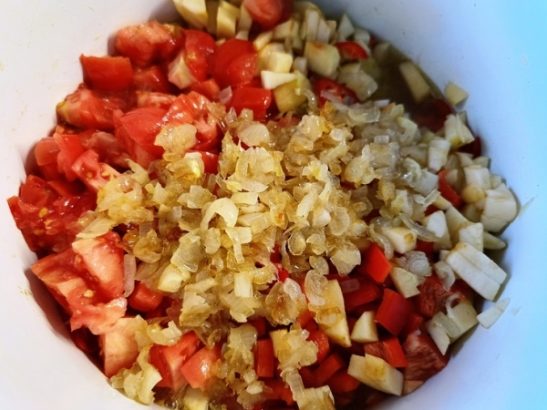 Кабачковая икра с яблоками и грибами Кабачковая икра с яблоками и грибами