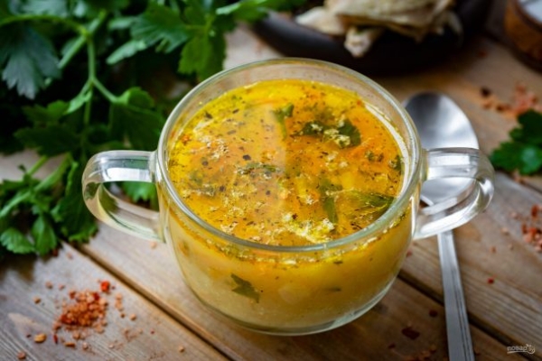 Суп с кукурузной крупой и курицей Суп с кукурузной крупой и курицей