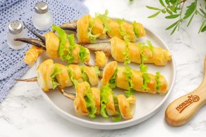 Закусочные слойки "Змейки" Закусочные слойки "Змейки"