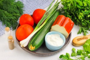 Салат из колбасного сыра Салат из колбасного сыра