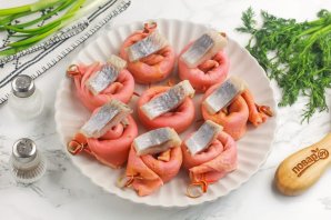 Блины с селедкой