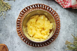 Ананасовый пунш с шампанским Ананасовый пунш с шампанским