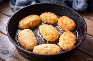 Сочные котлеты из кальмаров Сочные котлеты из кальмаров