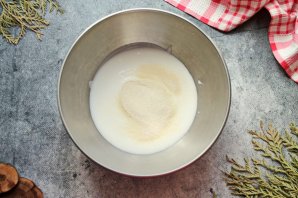 Пирог на кефире с черникой Пирог на кефире с черникой