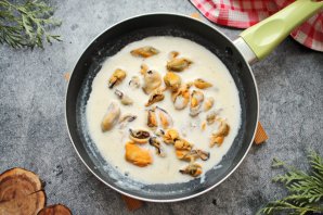 Мидии в соусе "Горгонзола" Мидии в соусе "Горгонзола"