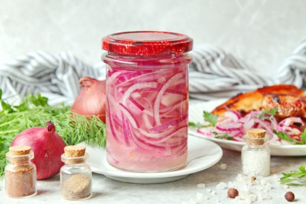 Лук с уксусом Лук с уксусом