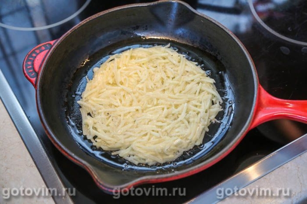 Свинина «Медвежья лапа» с начинкой из сладкого перца с чили и моцареллой Свинина «Медвежья лапа» с начинкой из сладкого перца с чили и моцареллой