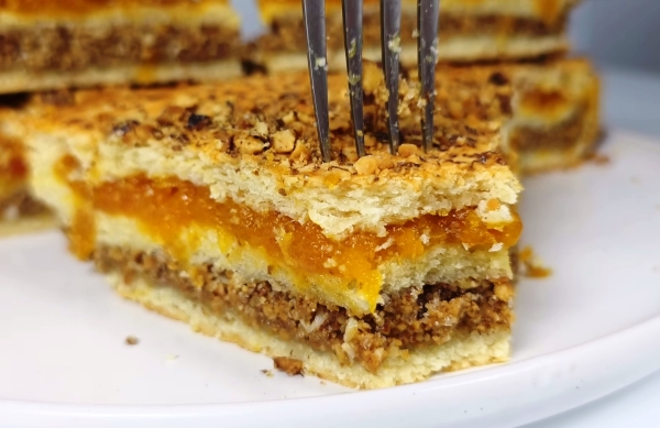 Мой фирменный рецепт двухслойного пирога: результат всегда неожиданный, хотя ингредиенты самые простые