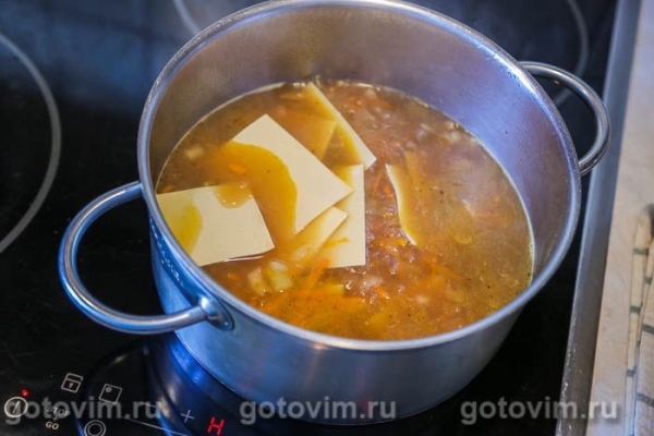 Суп из говяжьего костного бульона с лапшой Суп из говяжьего костного бульона с лапшой