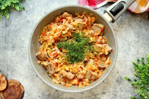 Тушеная капуста с мясом Тушеная капуста с мясом