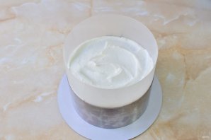 Сметанно-масляный крем для медовика Сметанно-масляный крем для медовика