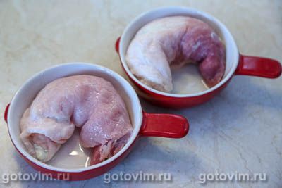 Рулетики из свинины с творожным сыром и зеленью Рулетики из свинины с творожным сыром и зеленью