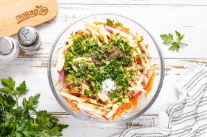 Салат из свежей капусты