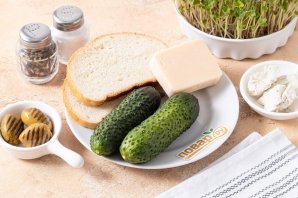 Канапе с огурцом и сыром Канапе с огурцом и сыром