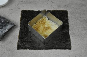 Суши сэндвич с креветкой Суши сэндвич с креветкой