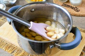 Салат с капустой, кукурузой и фасолью Салат с капустой, кукурузой и фасолью