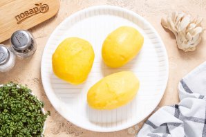 Картофель фаршированный вешенками Картофель фаршированный вешенками
