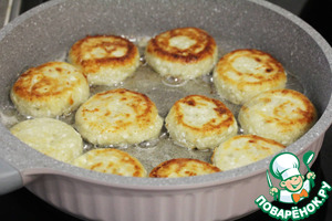 Сырники с голубым сыром