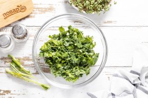 Салат из киноа со свеклой