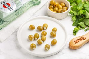 Мартини с оливкой Мартини с оливкой