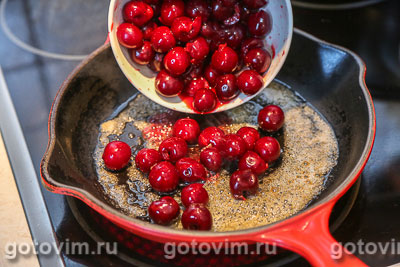 Шварцвальдский пирог-перевертыш с вишней Шварцвальдский пирог-перевертыш с вишней