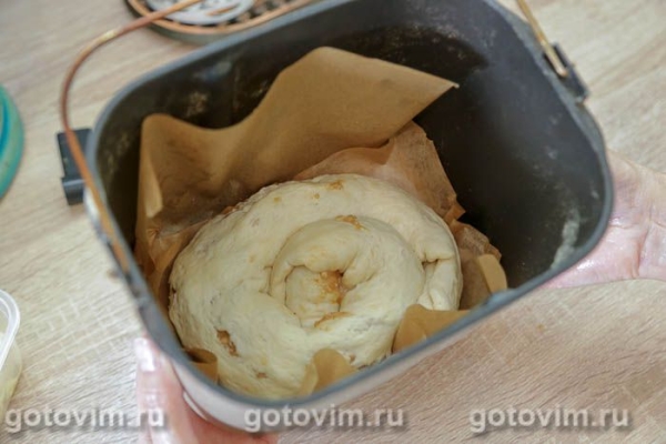 Хлеб‑рулет с арахисовой начинкой в хлебопечке