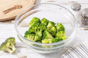 Брокколи с творожным сыром Брокколи с творожным сыром