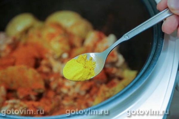 Бириани с мясом и овощами в мультиварке