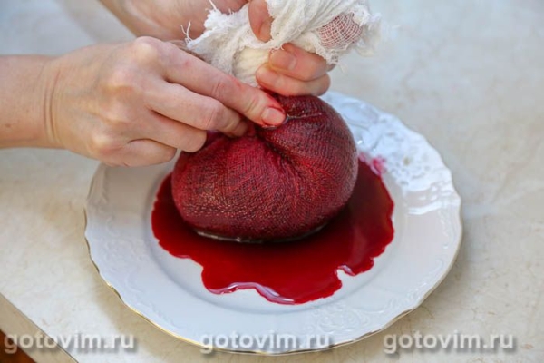 Рулет селедка под шубой (с желатином)