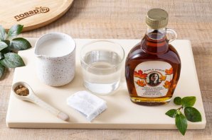 Чай с кленовым сиропом и молоком Чай с кленовым сиропом и молоком