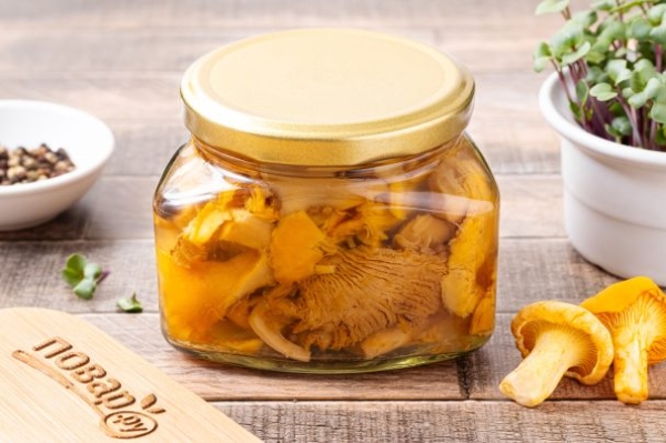 Маринованные лисички на зиму Маринованные лисички на зиму