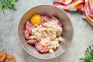 Рулет из фарша