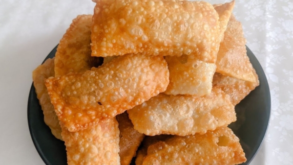 Мука и кипяток. Простые пирожки на сковороде: такое приготовление вы ещё не видели Мука и кипяток. Простые пирожки на сковороде: такое приготовление вы ещё не видели