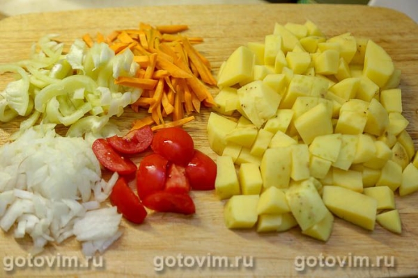 Щи с мясом и солеными грибами