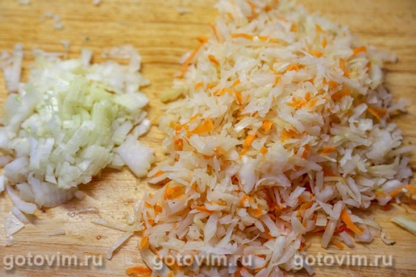 Блины, фаршированные квашеной капустой и яйцом Блины, фаршированные квашеной капустой и яйцом