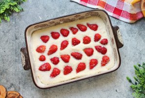 Клубничный пирог с пахтой Клубничный пирог с пахтой